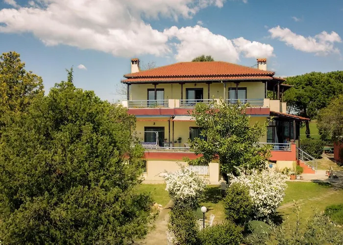 Nice House By The Sea!